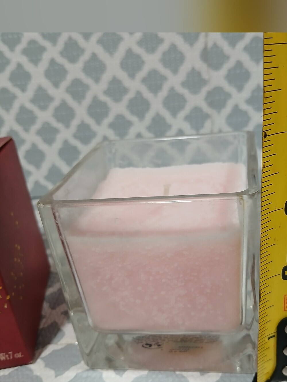 L'OCCITANE Candied Rose Scented Candle 7oz. New In Box - Picture 3 of 5